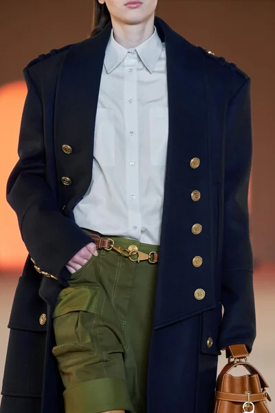 Look 130